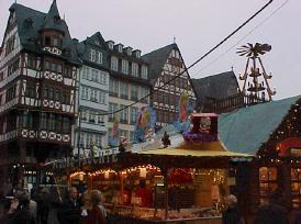 Weihnachtsmarkt am Roemerberg
